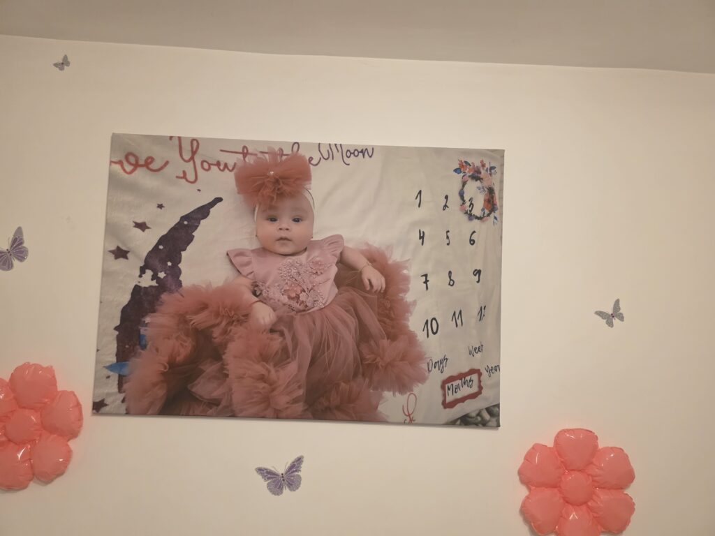 Image #1 from Alina Minea