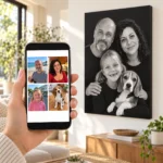 Părinții, fetița și beagle-ul: poza pe telefon și tabloul lor (portret de studio) pe perete