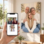 Bunicii și nepoata: poza pe telefon și tabloul lor (portret de familie de crăciun) pe perete